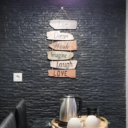 Apartmán Alexandre Herculano I Ii & Iii