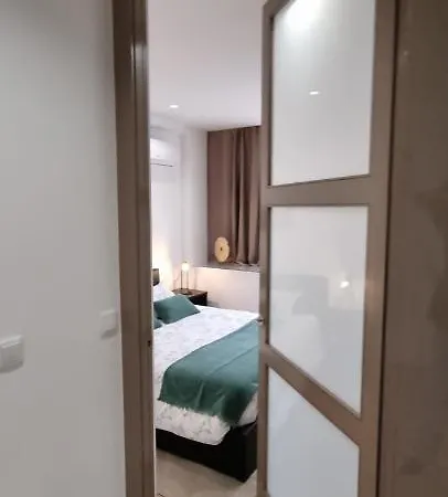 Apartman Alexandre Herculano I Ii & Iii