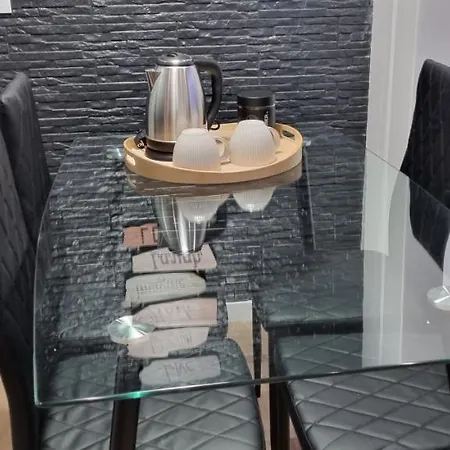 Apartamento Alexandre Herculano I Ii & Iii *