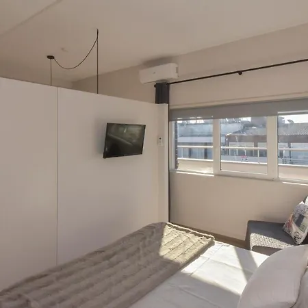 Apartman Alexandre Herculano I Ii & Iii *