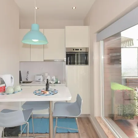 Apartamento Alexandre Herculano I Ii & Iii *